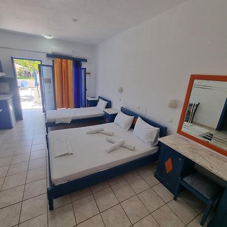 Leonidas Studios & Apartments Georgioupoli Exteriör bild