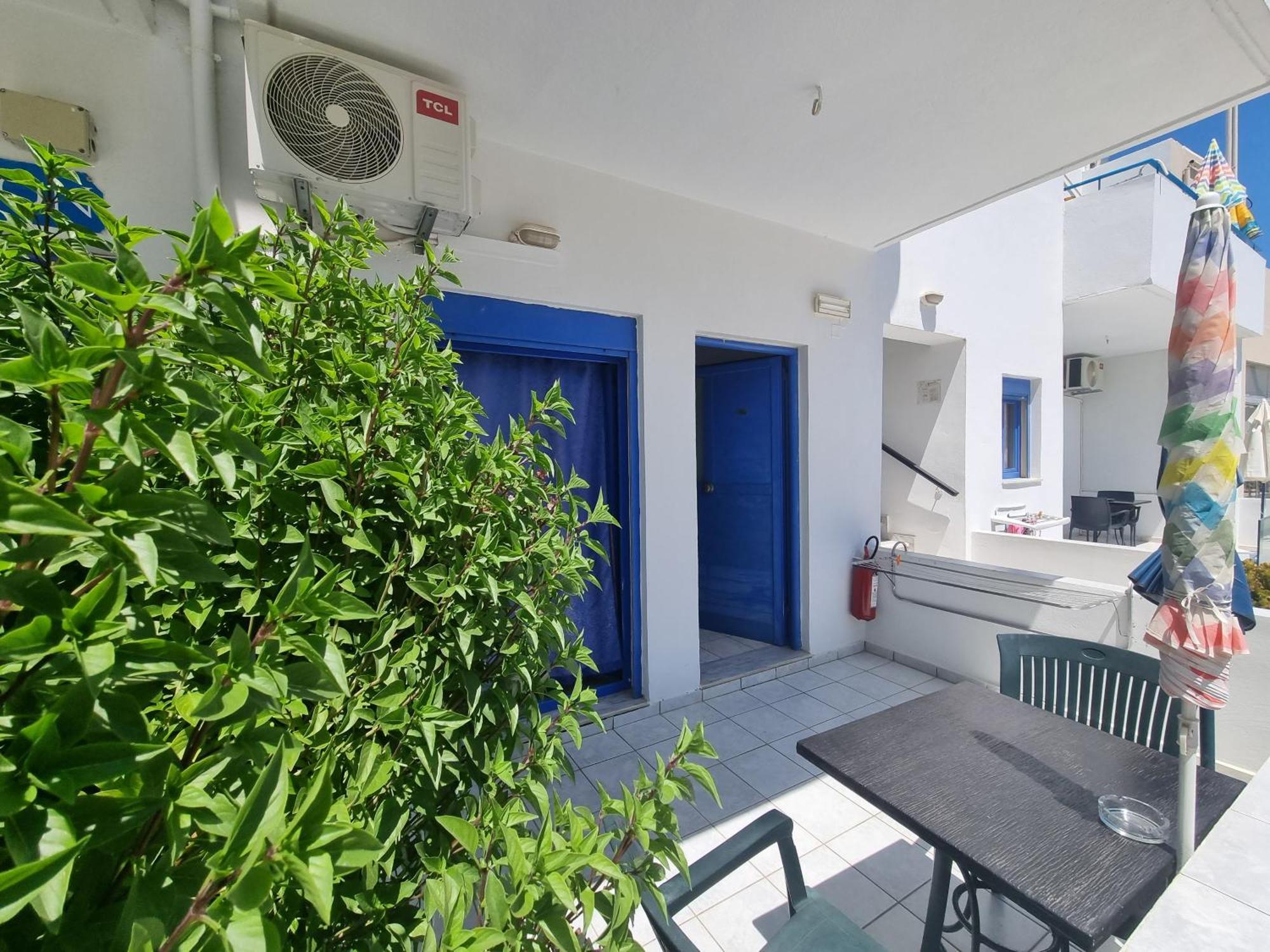 Leonidas Studios & Apartments Georgioupoli Exteriör bild